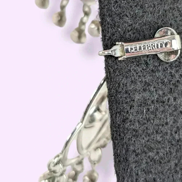 (2/$20) Vintage Celebrity Dangling Rhinestone Earrings - Picture 6 of 7